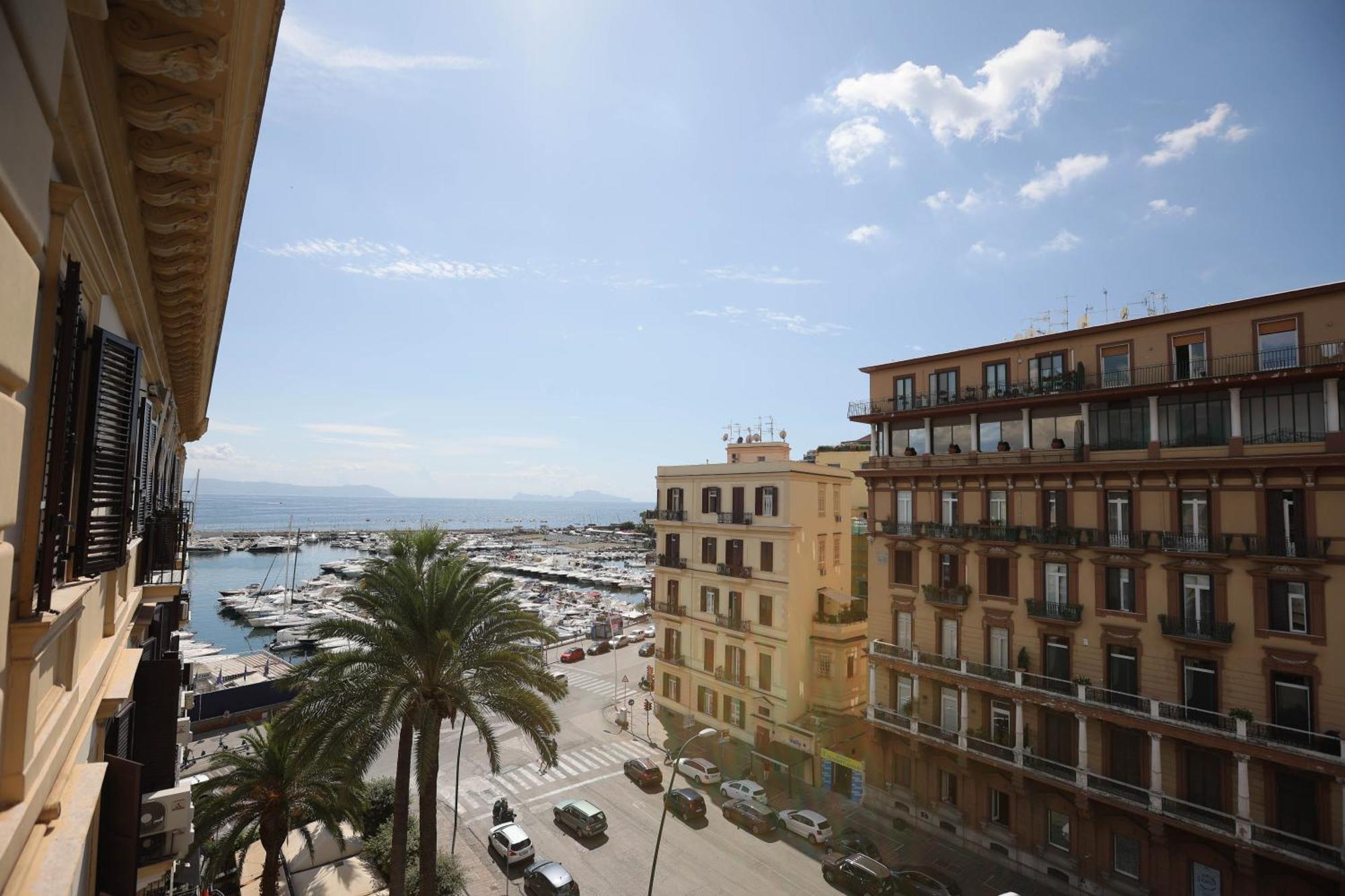Lungomare Suite & Spa Naples Luaran gambar