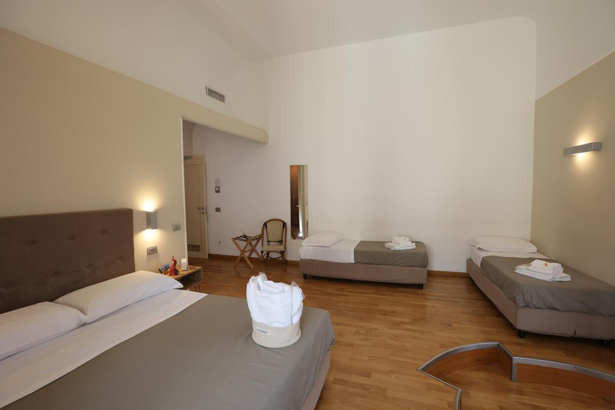 Lungomare Suite & Spa Naples Luaran gambar