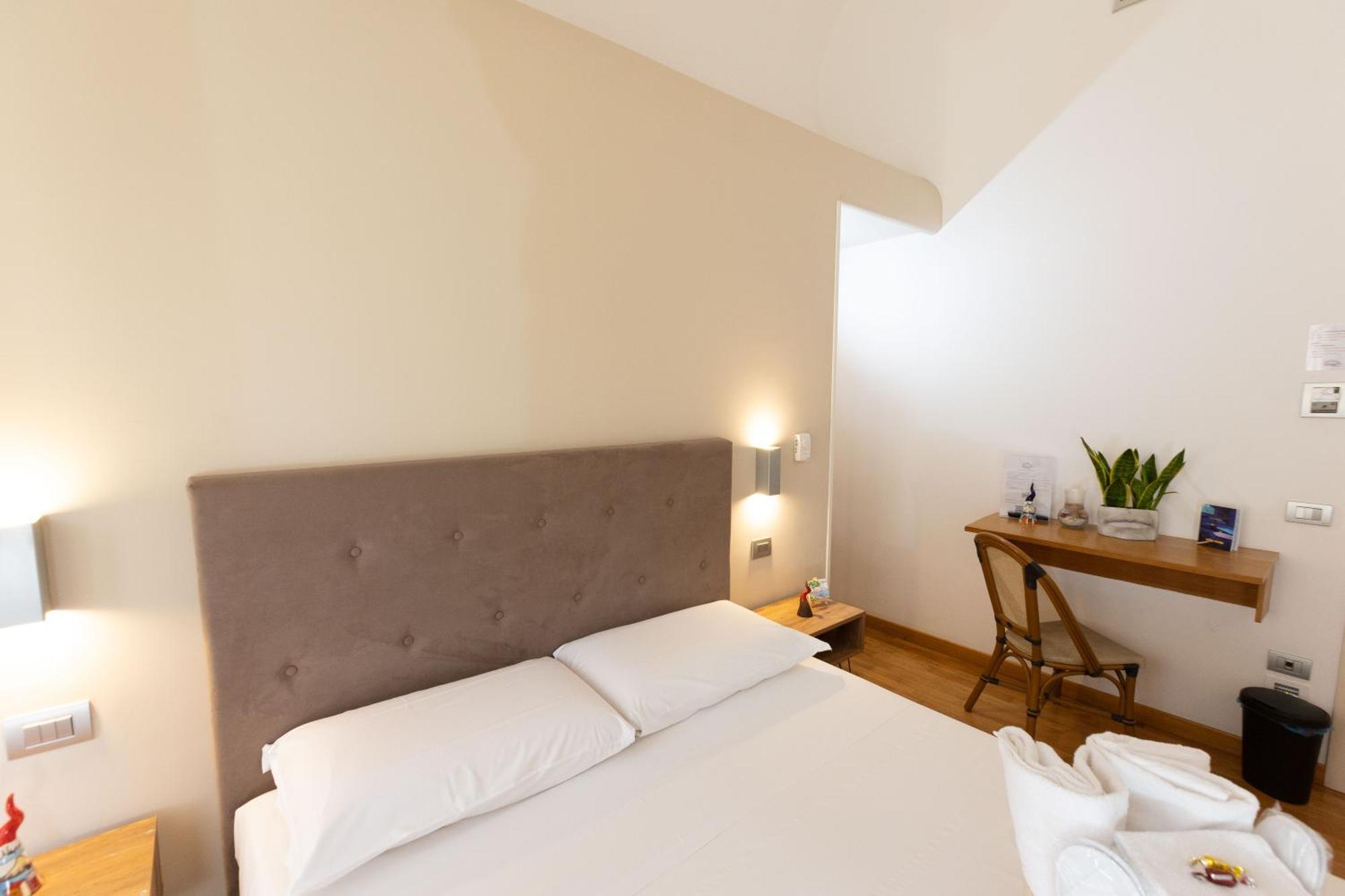 Lungomare Suite & Spa Naples Luaran gambar
