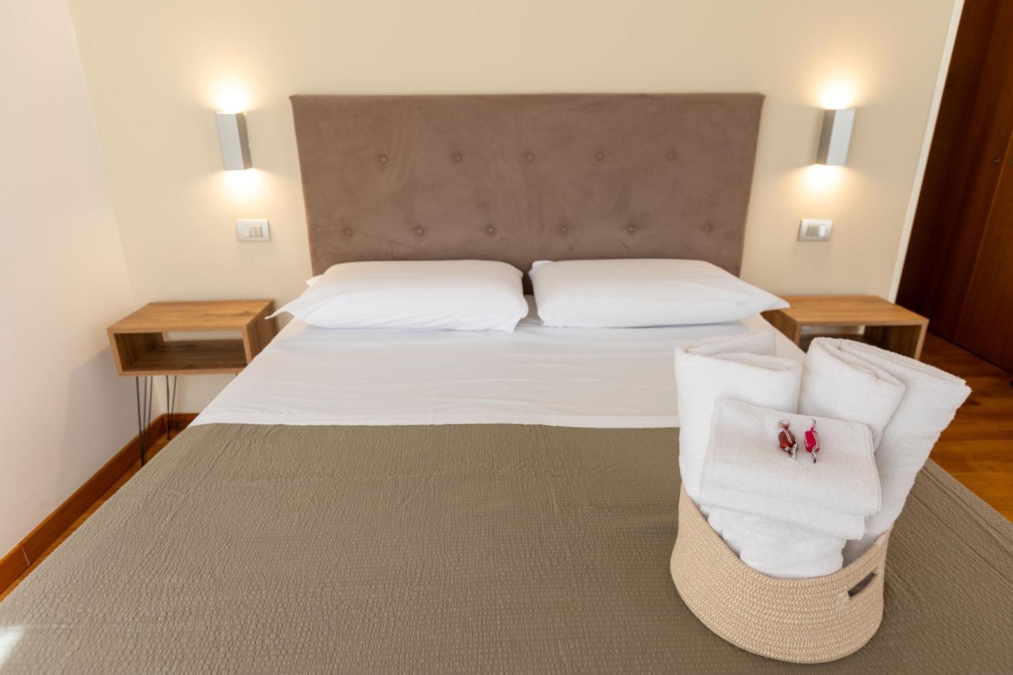 Lungomare Suite & Spa Naples Luaran gambar